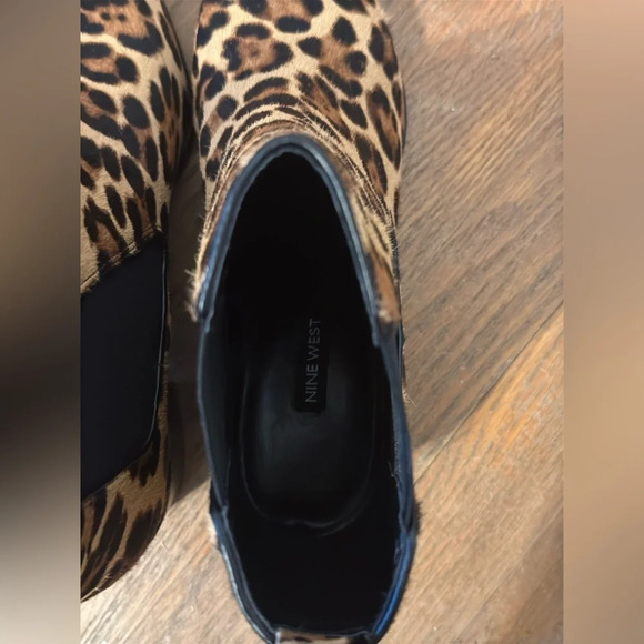Nine West Leopard Pony Hair Chelsea Boots Pointed Toe Women’s Size 10 - Picture 6 of 8